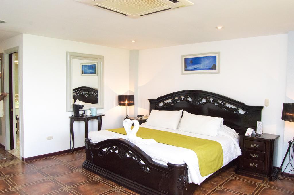 La Mansion Inn Manuel Antonio Exteriér fotografie